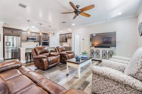 1628 STILLWATER POND RD, Ruskin, FL 33570