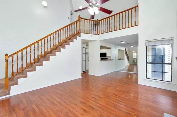 2428 Forest Brook Lane #1113, Arlington, TX 76006