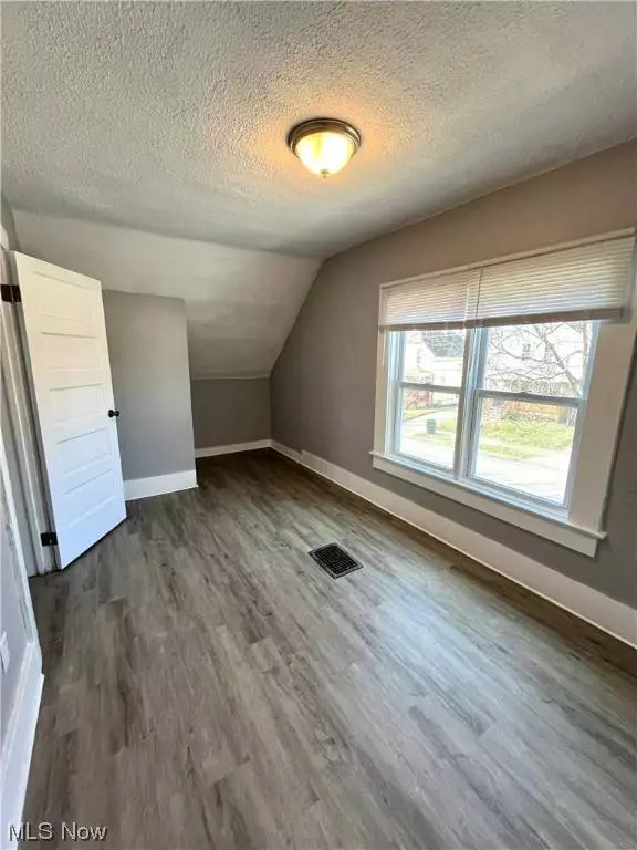 375 Homestead, Akron, OH 44306