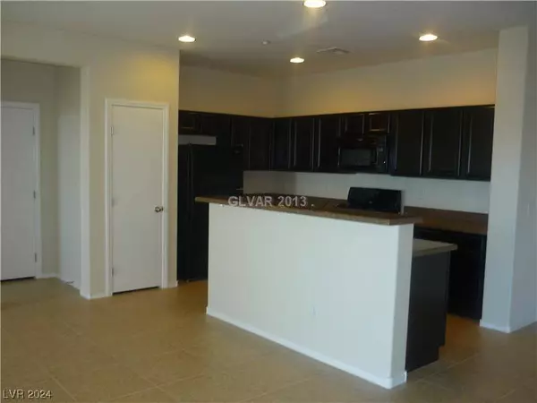 4437 Dover Straight Street #206, Las Vegas, NV 89115