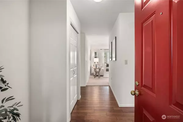 4055 223rd PL SE #1025, Issaquah, WA 98029