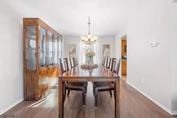 15 Pierson Dr, Hillsborough Twp., NJ 08844