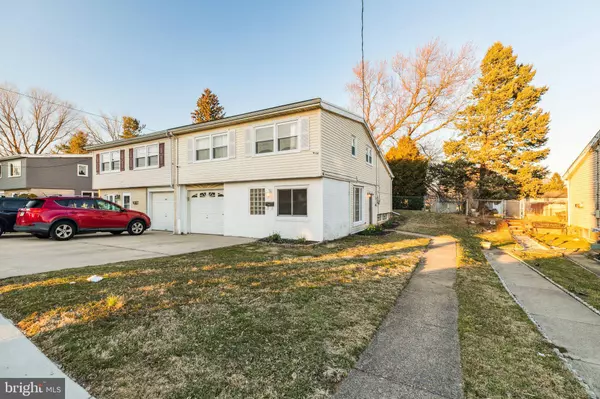 657 ARTWOOD DR, Philadelphia, PA 19115