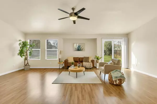 10808 Woodring DR, Mather, CA 95655