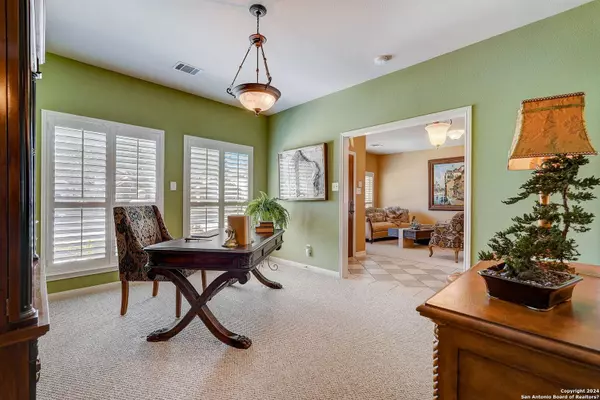 18014 CERCA ROJO DR, San Antonio, TX 78259-3546