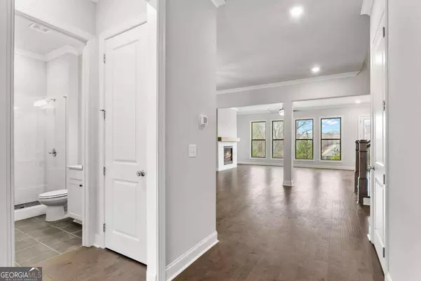 825 Miranda TER, Alpharetta, GA 30004