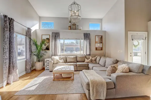 507 Knightsbridge Road, Waunakee, WI 53597