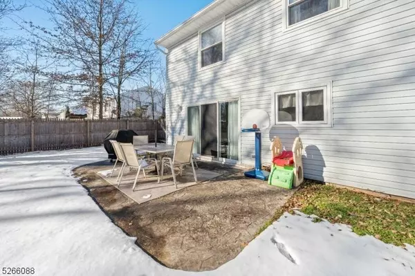 15 Pierson Dr, Hillsborough Twp., NJ 08844