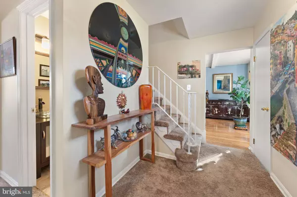 8661 WEIR ST, Manassas, VA 20110