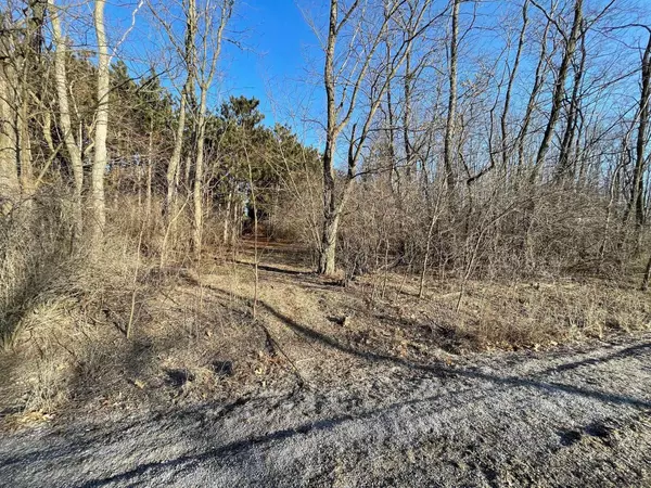 75.D Emily Drive, Pardeeville, WI 53954