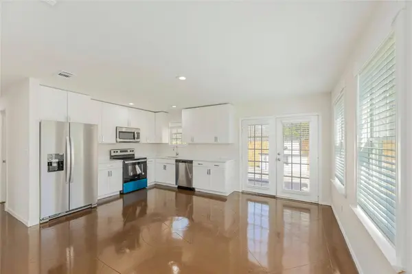 605 Arthur ST, Elgin, TX 78621