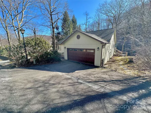 191 woodwinds LN, Seven Devils, NC 28604