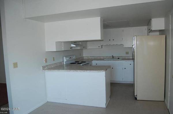 820 Sand Dab Dr, Lake Havasu City, AZ 86404