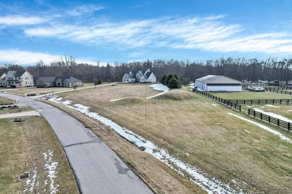 2387 Wildcat Run Court, Powell, OH 43065