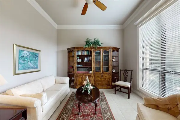 4815 Williams Creek DR, College Station, TX 77845