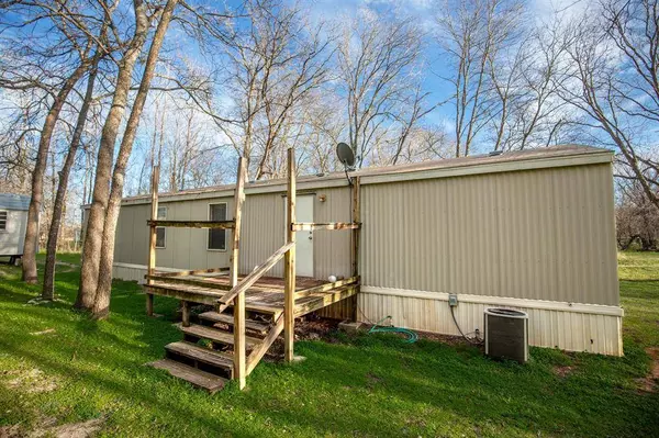 405 Hamilton Street, Iredell, TX 76649