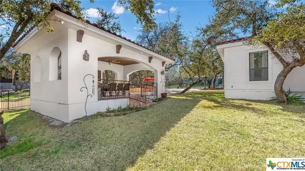 1238 Langdon DR, San Antonio, TX 78260