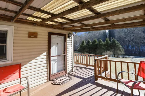 37212 Price Road, Logan, OH 43138