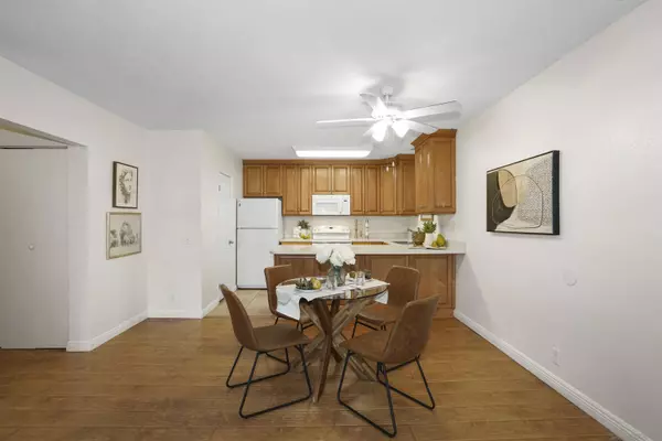 433 Autumn Dr #23, San Marcos, CA 92069