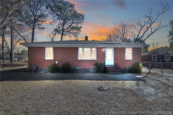 5305 Bayleaf DR, Fayetteville, NC 28304