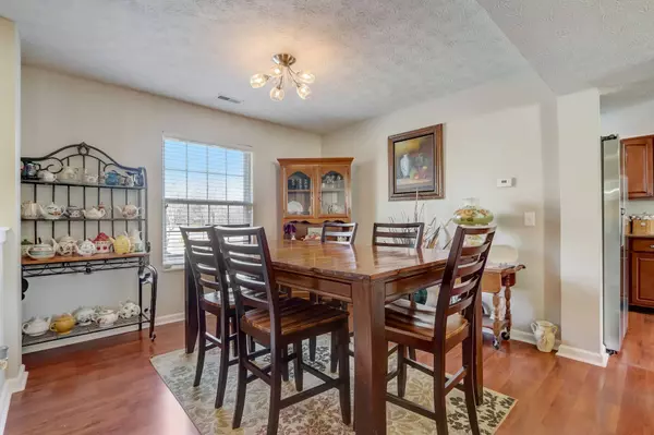 17841 Forreston Oak DR, Noblesville, IN 46062