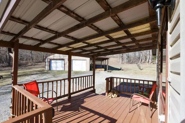 37212 Price Road, Logan, OH 43138