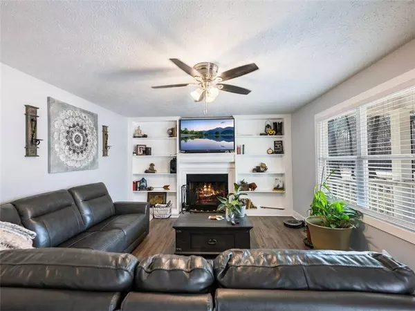 59 OAK RIDGE DR, Jefferson, GA 30549