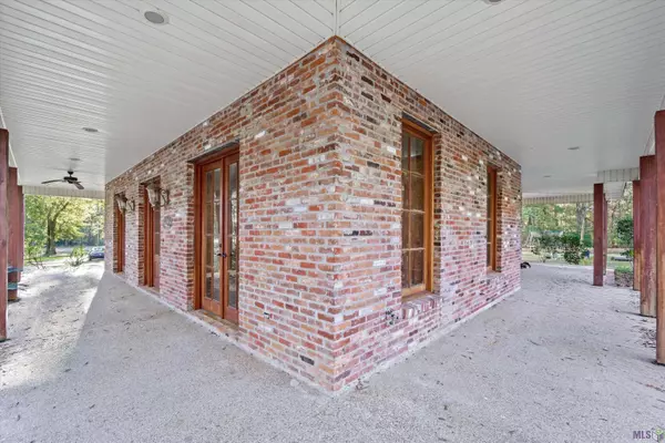 6756 DOBROWOISKI LN, Ethel, LA 70730