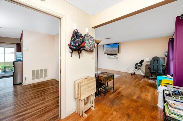 2320 HAWTHORNE DR, Clearwater, FL 33763