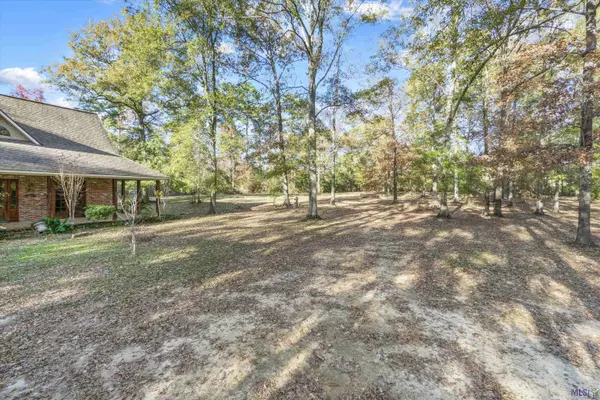 6756 DOBROWOISKI LN, Ethel, LA 70730