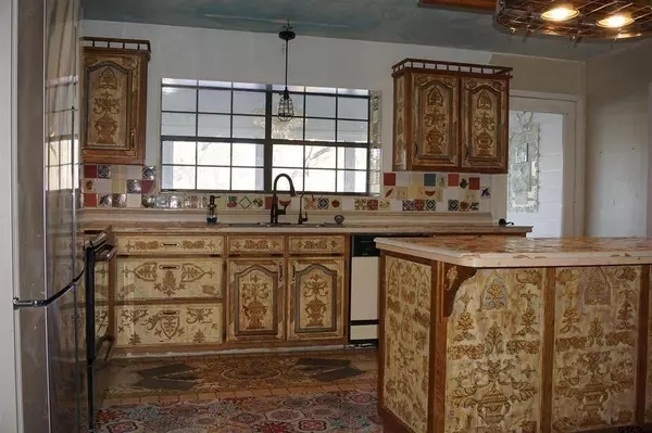 276 Hillshore Circle, Longview, TX 75605