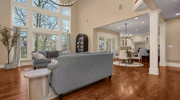 8219 Tillinghast Drive, Dublin, OH 43017