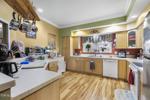 3353 Highway 11 W, Surgoinsville, TN 37873