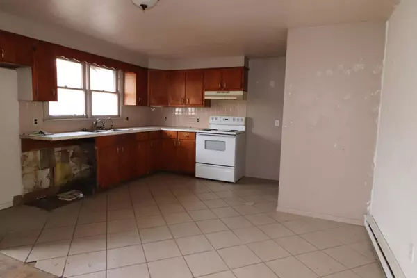 749 Mo-19, New Florence, MO 63363