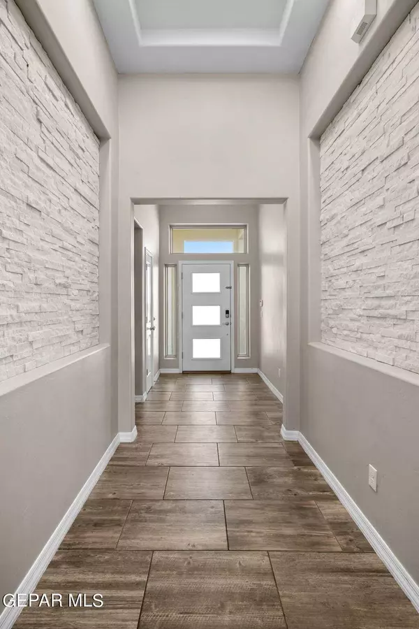 3012 Lookout Point Drive, El Paso, TX 79938