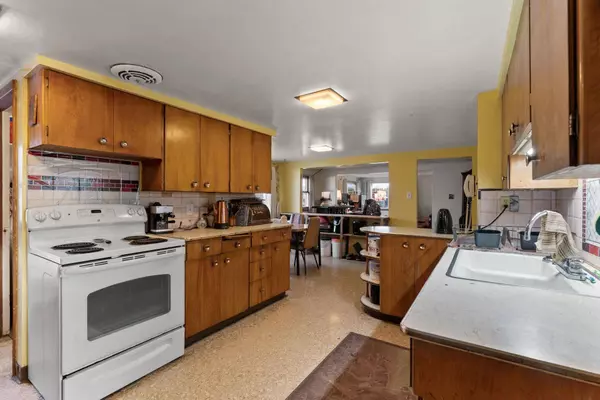 12223 E Portland Ave, Spokane Valley, WA 99206