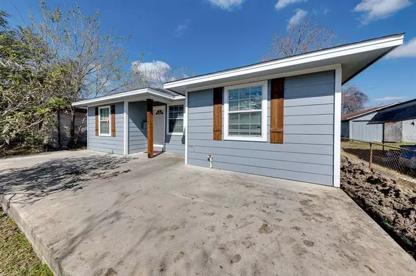 10633 Fairfax ST, Houston, TX 77029