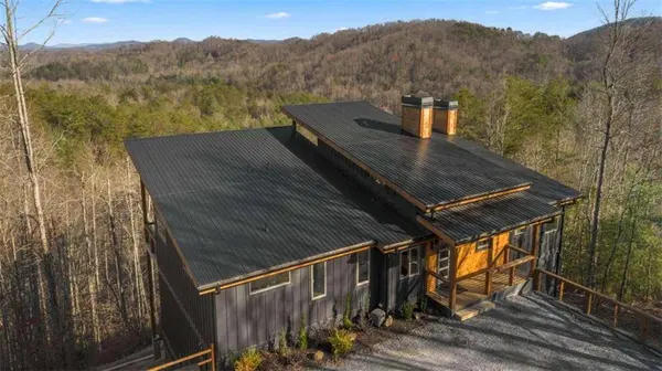 384 Weaver Creek Overlook, Blue Ridge, GA 30513