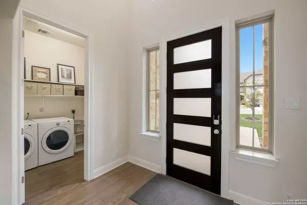 27606 Falls Cove, Boerne, TX 78015