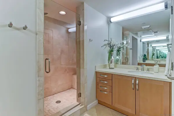 5440 La Jolla Blvd #E206, La Jolla, CA 92037