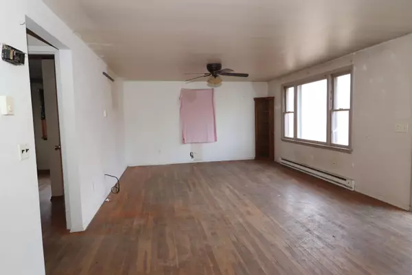 749 Mo-19, New Florence, MO 63363