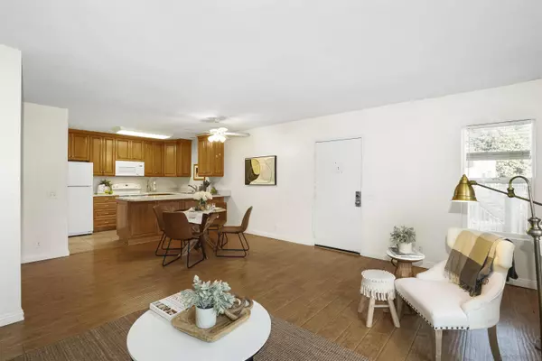 433 Autumn Dr #23, San Marcos, CA 92069