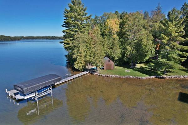 12845 ROCKY POINT LN, Lac Du Flambeau, WI 54538