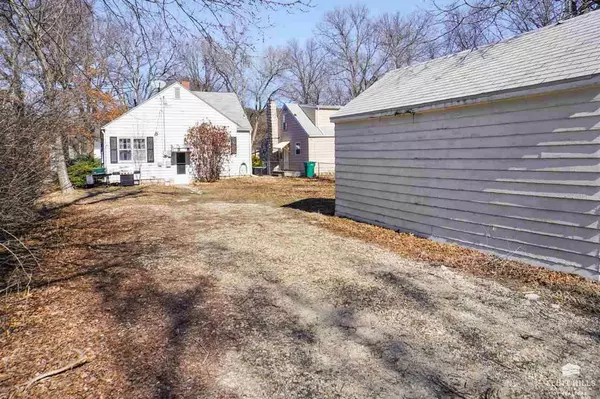 815 Thurston ST, Manhattan, KS 66502