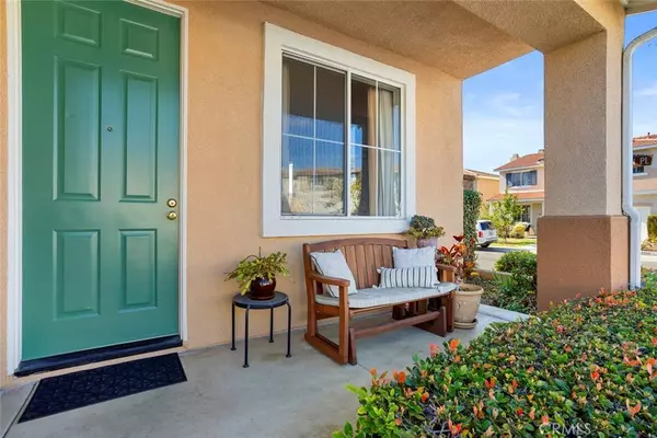 24 Iroquois CT, Irvine, CA 92602