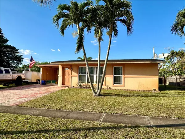 5805 NW 18th St, Margate, FL 33063