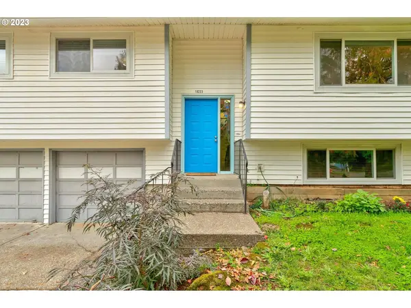 19223 WHITNEY LN, Oregon City, OR 97045