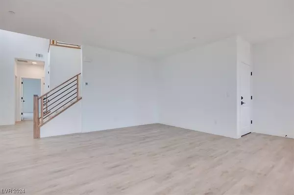 10303 Vonbulin Avenue, Las Vegas, NV 89124