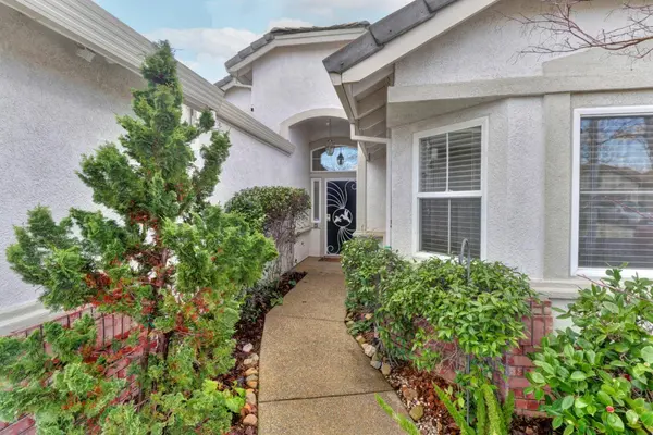 7576 School House LN, Roseville, CA 95747