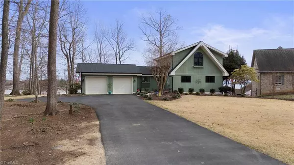 2291 Riverside DR, Lexington, NC 27292